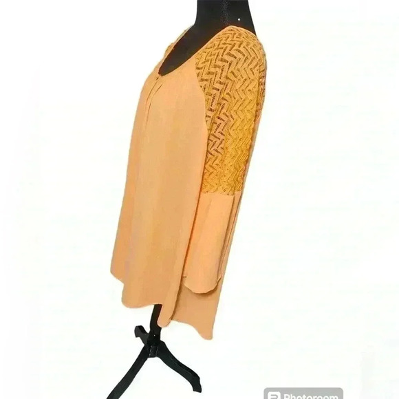 Cato blouse in orange has rounded neck lace on shoulder & part of sleeve 22/24W - Picture 5 of 9